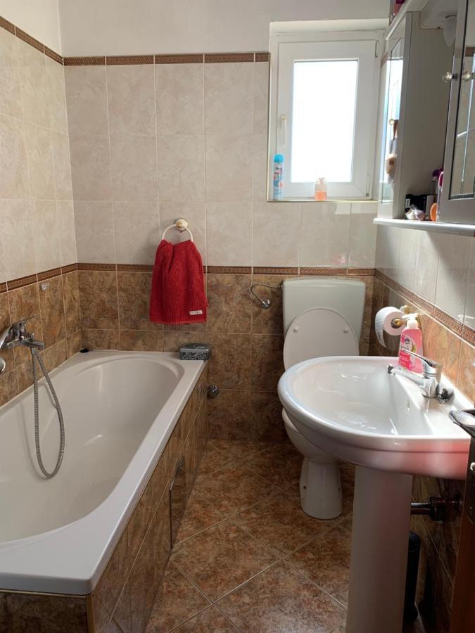 Apartment For 4-6 Persons Second Floor Ljubač エクステリア 写真